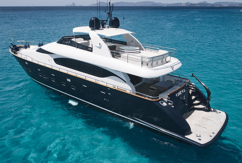 Maiora-99-Rental-Yacht-Chater-Ibiza-VIP-Island